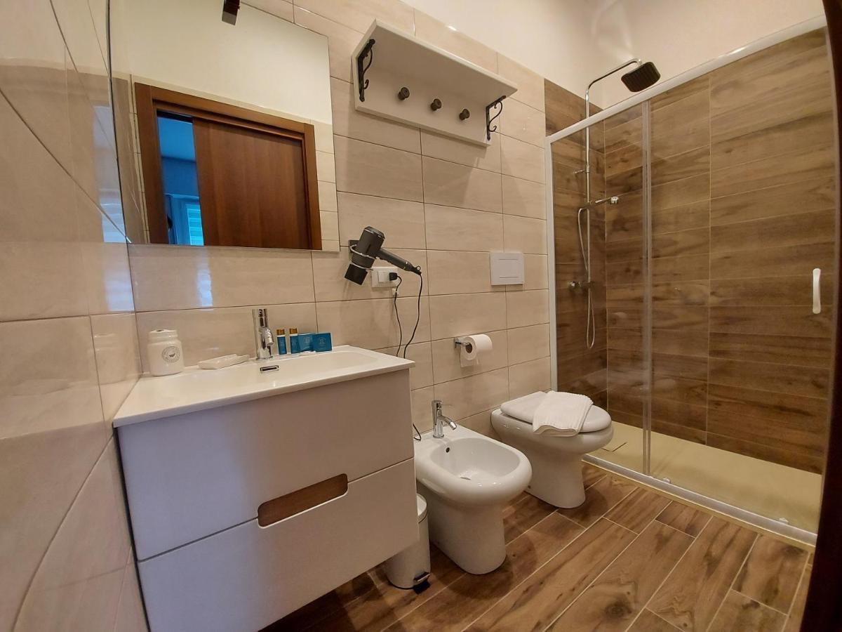 I Tre Marchi Rooms / Camera Mare تيرمولي المظهر الخارجي الصورة